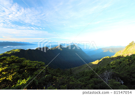 Taiwan High Mountain Baiyue Hiking Taiwan High Mountain Baiyue Hiking 81547054