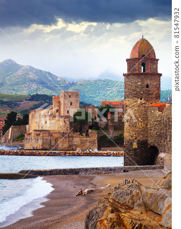 View of coastal village Collioure View of coastal village Collioure 81547932