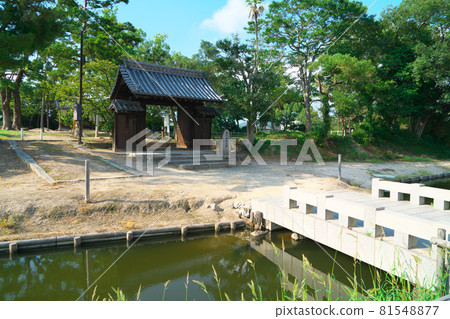 岡山縣岡山市北區夏川城跡公園入口正門 岡山縣岡山市北區夏川城跡公園入口正門 81548877