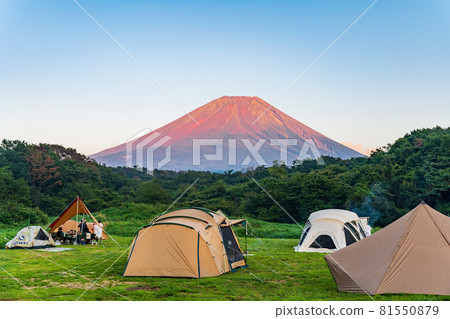 Red Fuji dyed in the setting sun seen from the "Yamanashi Prefecture" campsite Red Fuji dyed in the setting sun seen from the "Yamanashi Prefecture" campsite 81550879