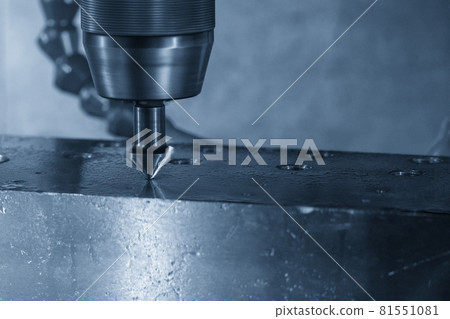 The hole chamfering process by chamfer tool on NC milling machine. The hole chamfering process by chamfer tool on NC milling machine. 81551081