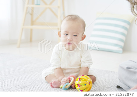 嬰兒客廳 81552877