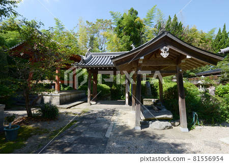 奈良縣櫻井市長津谷三門平家寺鐘樓 81556954