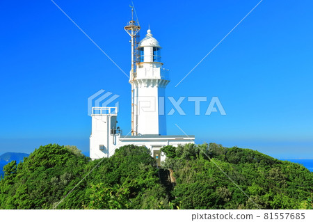 [Ehime Prefecture] Sadamisaki Lighthouse under clear skies 81557685