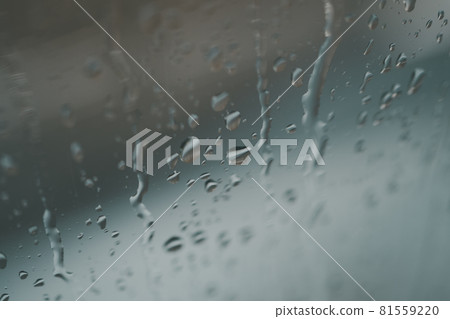 下雨 雨 多雨 81559220