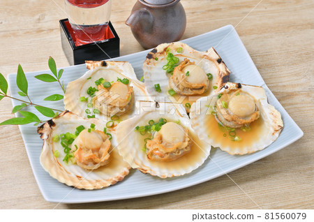 Image of grilled scallops with shells, grilled scallops, grilled scallops, grilled seafood, scallops, and grilled beaches. Image of grilled scallops with shells, grilled scallops, grilled scallops, grilled seafood, scallops, and grilled beaches. 81560079