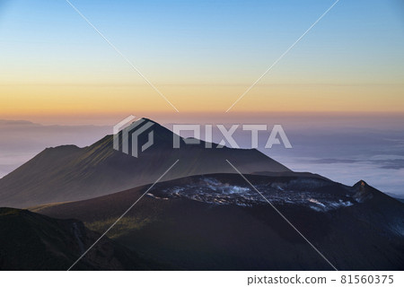 黎明的高千穗山 黎明的高千穗山 81560375