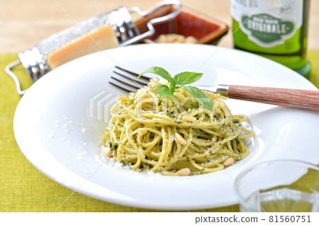 Italian pasta genovese, genova sauce, basil sauce, basil and pine nuts and cheese spaghetti. 81560751