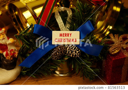 Christmas decorations 81563513