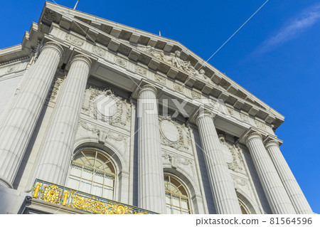 The beautiful architecture of City Hall with blue sky in San Francisco,CA. The beautiful architecture of City Hall with blue sky in San Francisco,CA. 81564596
