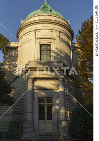 Western-style architecture, national museum, Hyokeikan in the late Meiji era bathed in the setting sun Western-style architecture, national museum, Hyokeikan in the late Meiji era bathed in the setting sun 81564686