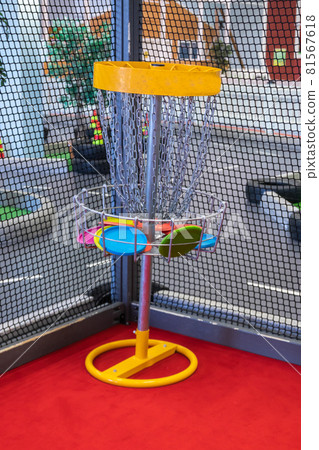 Frisbee basket in children indoor activity park Frisbee basket in children indoor activity park 81567618