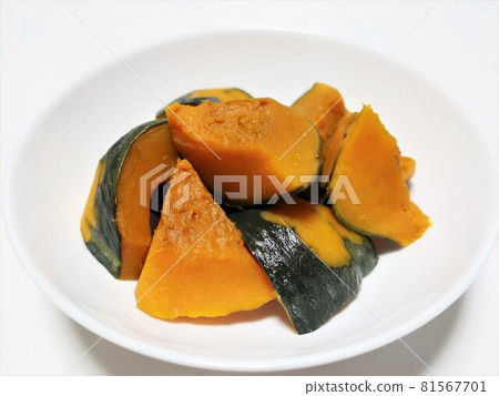 Delicious simmered pumpkin Delicious simmered pumpkin 81567701