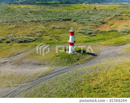 夏季北海道森町砂崎燈塔的鳥瞰圖 夏季北海道森町砂崎燈塔的鳥瞰圖 81568264
