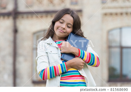 Favorite author. Being responsible for returning books 81568690