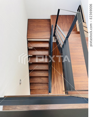 Iron stairs 81569006
