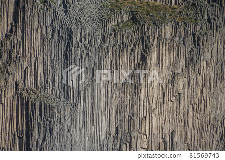 Rock wall of Kanyon del Korka 81569743