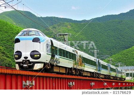 JR West 287 series Panda Kuroshio ① JR West 287 series Panda Kuroshio ① 81576629
