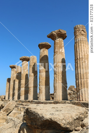 Temple of El Colle in Agrigento, Southern Italy Temple of El Colle in Agrigento, Southern Italy 81577328