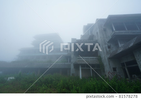 Ruins Sanshuen Hotel, Aichi Prefecture Abandoned Hotel 81578278