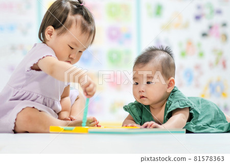 Parenting Baby Lifestyle 81578363