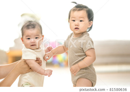 Lifestyle Baby Parenting Lifestyle Baby Parenting 81580636