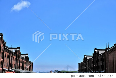 Red brick warehouse in Yokohama 81580832