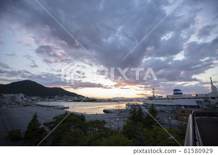 Autumn sunset series 2021 seen from Tomoe Ohashi, Hakodate Autumn sunset series 2021 seen from Tomoe Ohashi, Hakodate 81580929