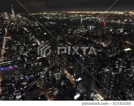[New York] Night view of Manhattan Island 81581030