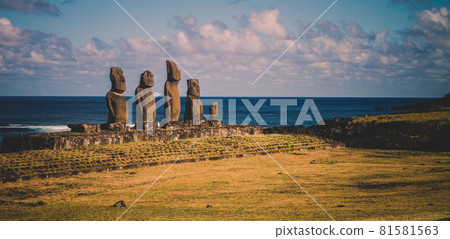 Moai at Ahu Tongariki, Easter island, Chile. 81581563
