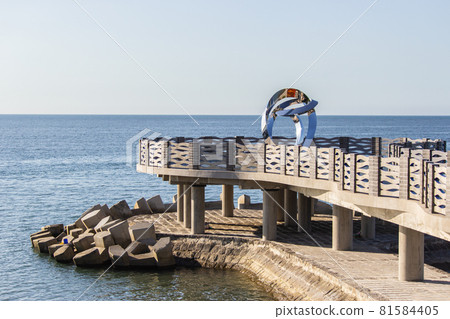 Taiwan, Repulse Bay, Seaside, Observation Deck, Leisure, Blue, Sunshine, Sunny Day Taiwan, Repulse Bay, Seaside, Observation Deck, Leisure, Blue, Sunshine, Sunny Day 81584405