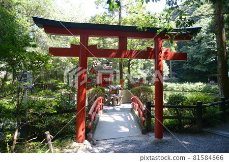 Sakai Shrine, Shrine of Jinjoike, Sakurai City, Nara Prefecture, Oomiwa Shrine Setsusha 81584866