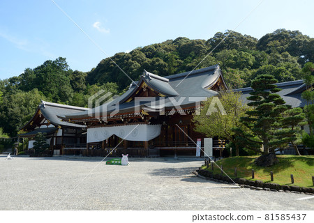 Oomiwa Shrine Prayer Hall and Mt. Miwa Sakurai City, Nara Prefecture Oomiwa Shrine Prayer Hall and Mt. Miwa Sakurai City, Nara Prefecture 81585437