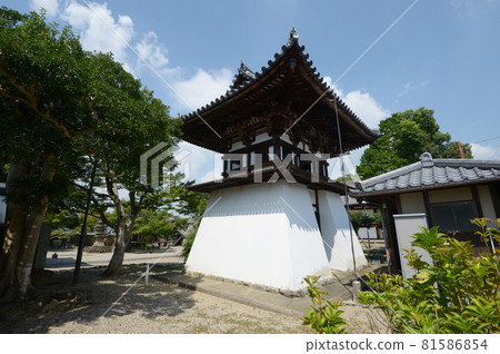 奈良市高畑町新藥師寺鐘樓 81586854
