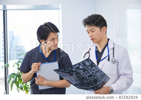 X射線MRI CT掃描X射線技師醫學博士醫學院學生診所醫學院實驗室 X射線MRI CT掃描X射線技師醫學博士醫學院學生診所醫學院實驗室 81592829