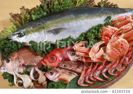Seafood ingredients 81593539