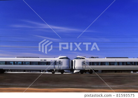 JR West 287 series Limited Express Kounotori 81593575