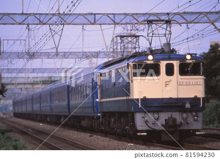 JR East EF65 + JR West 24 series express galaxy JR East EF65 + JR West 24 series express galaxy 81594230