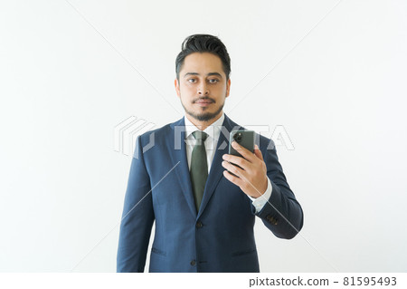 30 多歲的中東商人 30 多歲的中東商人 81595493