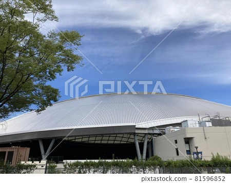 從背面看是所澤市的MetLife Dome(西武巨蛋)。 從背面看是所澤市的MetLife Dome(西武巨蛋)。 81596852
