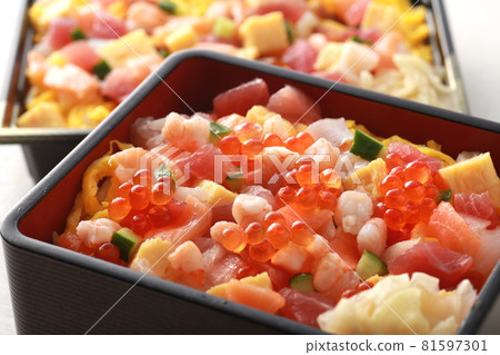 Colorful chirashizushi Colorful chirashizushi 81597301