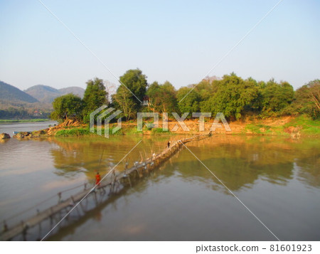 Laos Luang Prabang Bridge over the Mekong River Diorama style Laos Luang Prabang Bridge over the Mekong River Diorama style 81601923