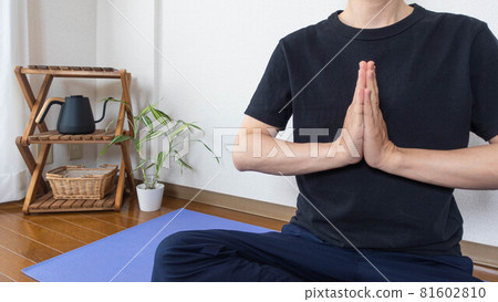 Men doing yoga and meditation at home | Gassho image Men doing yoga and meditation at home | Gassho image 81602810