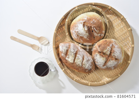 Delicious freshly baked crispy bread and coffee 81604571