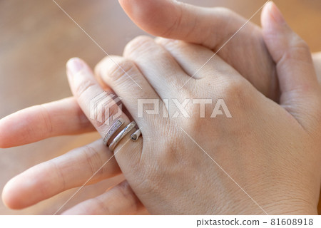 Women's hands Women's hands 81608918