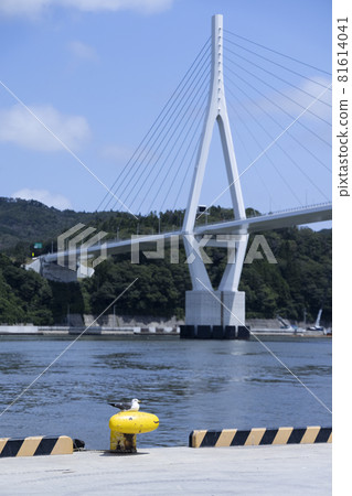 Tohoku Japan's tourist destination Kesennuma fishing port Fishing port Bollard and Kesennuma Bay crossing bridge Tohoku Japan's tourist destination Kesennuma fishing port Fishing port Bollard and Kesennuma Bay crossing bridge 81614041