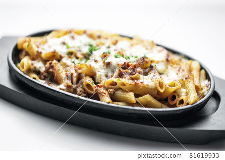 oven baked fresh pasta penne bolognese and mozzarella cheese dish oven baked fresh pasta penne bolognese and mozzarella cheese dish 81619933