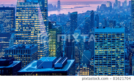 View of New York Manhattan during sunset hours 81621704