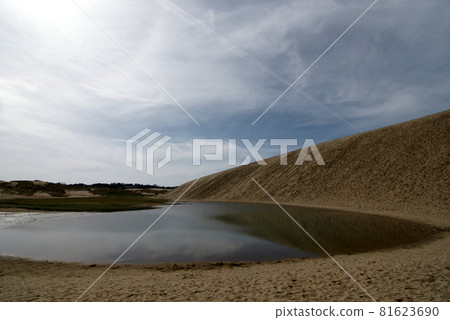 Tottori four seasons walk autumn sand dunes Tottori four seasons walk autumn sand dunes 81623690