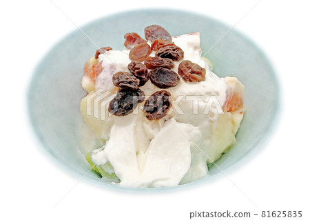 Homely and rustic homemade "yogurt and seasonal fruits" watercolor style picture letter 81625835